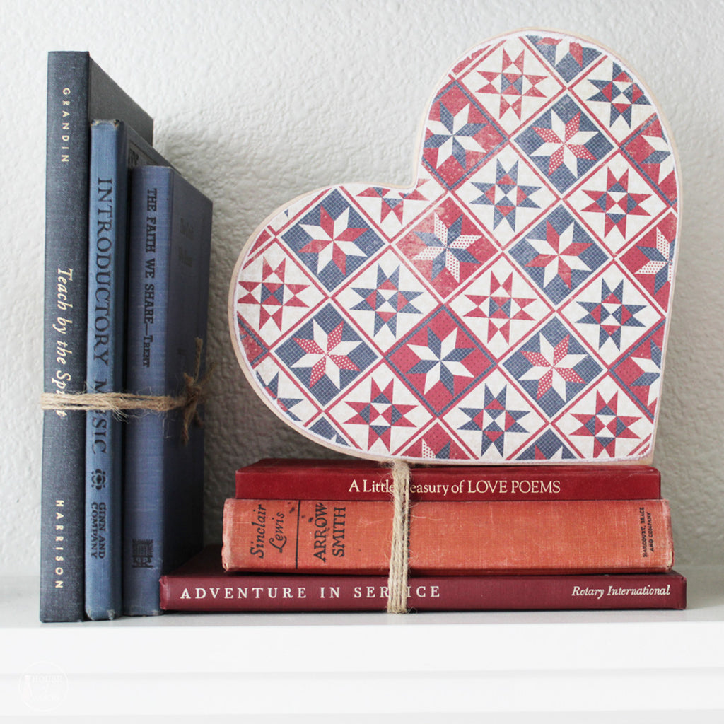 Americana Quilt Pattern, Shelf Sitter, Wooden Heart | 9"