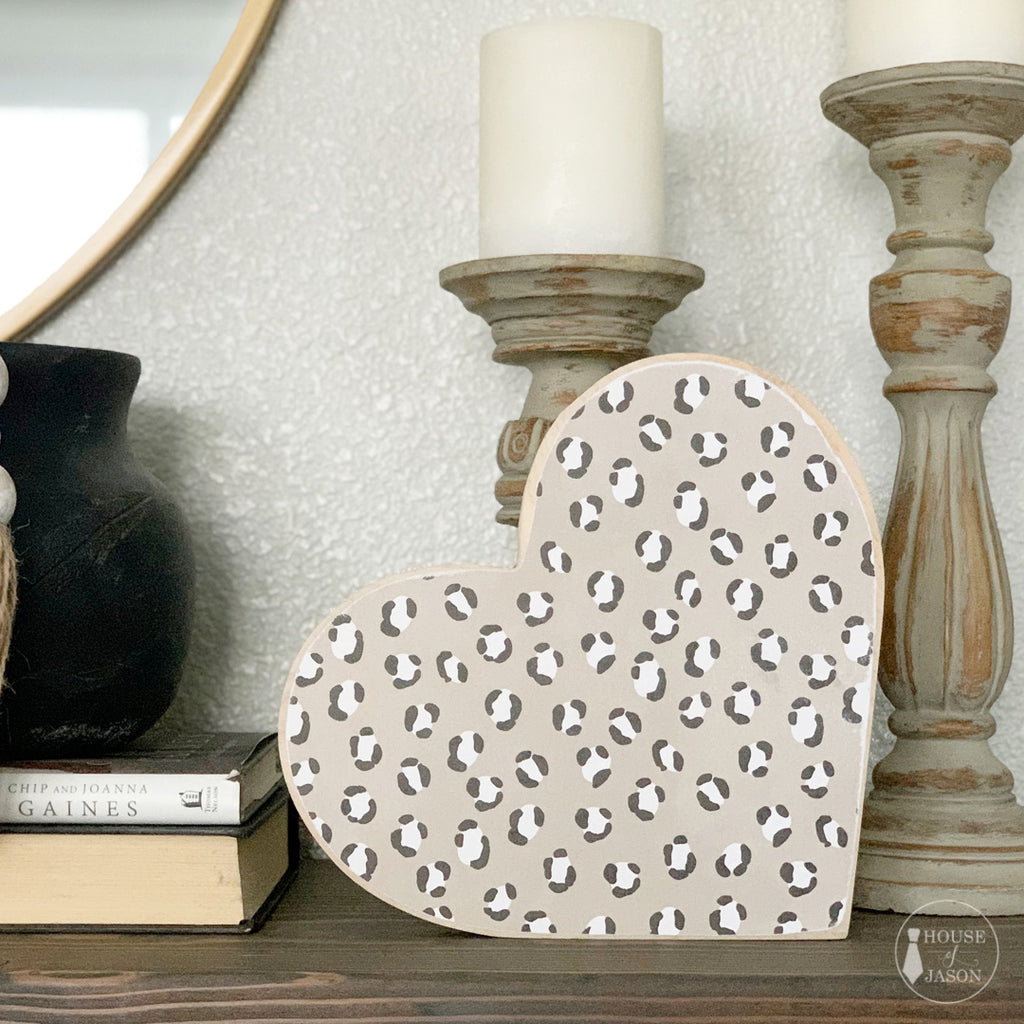 Leopard Print Heart Shape Shelf Sitter